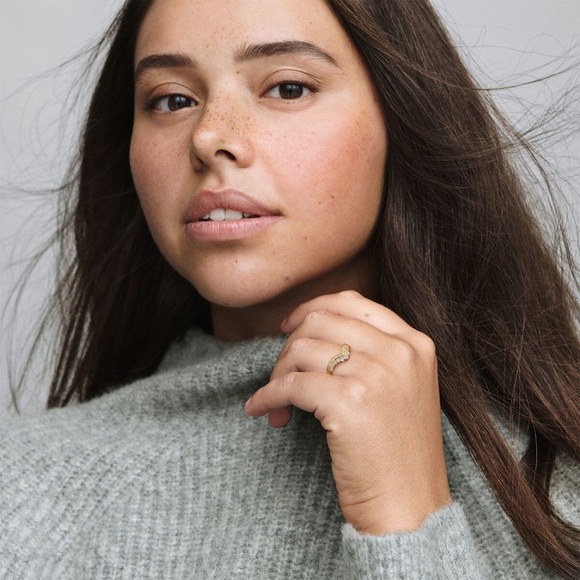 PANDORA 14K Gold Plated Timeless Heart with Tiara Ring Set - Picture 7 of 14